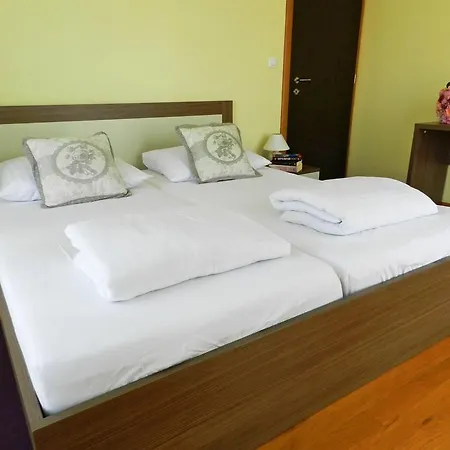 Smaragdna.5 Apartamento